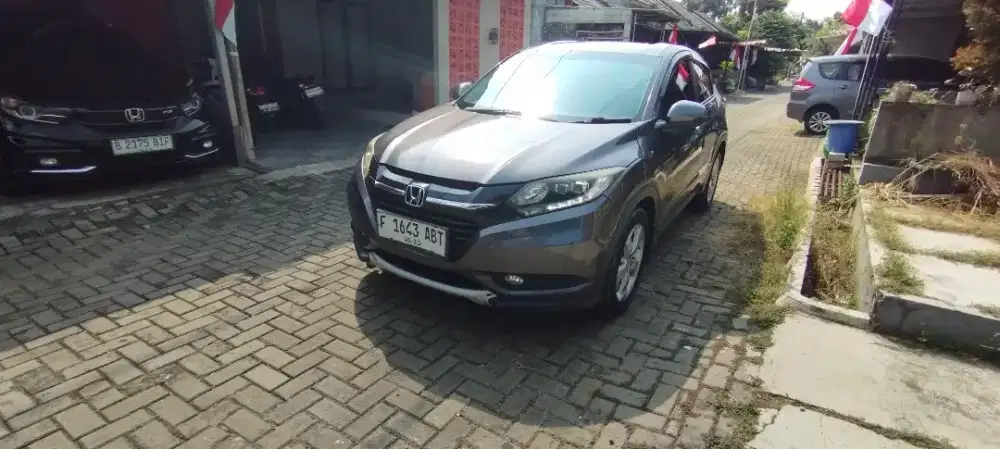 Jual Cepat HRV E CVT 2017