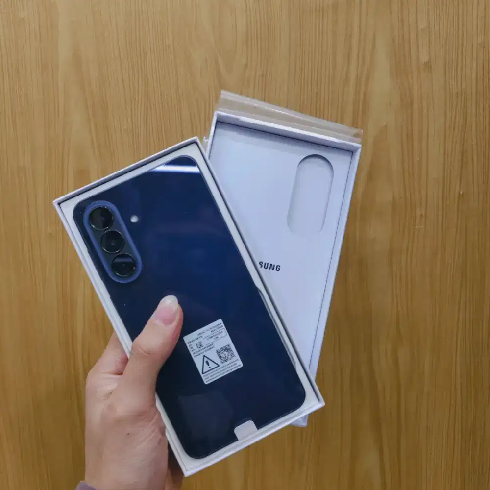 Samsung A57 5G 8/256 baru buka segel Garansi panjang