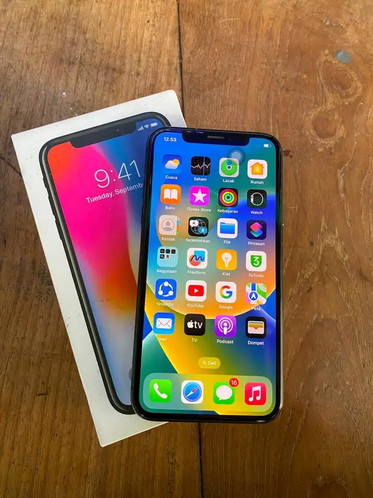 Iphone X 256gb putih mulus kartu lancar