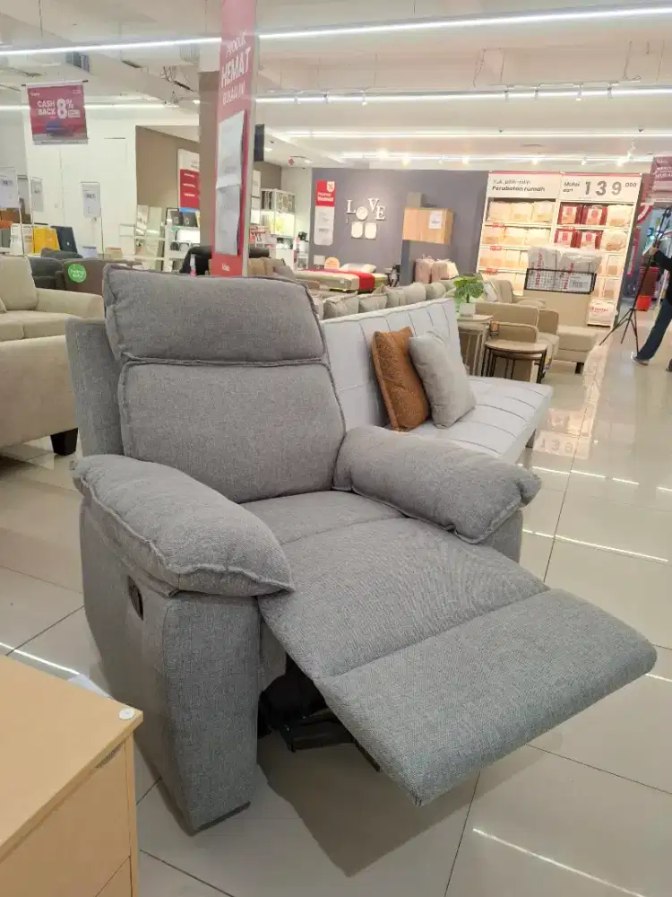 SOFA RECLINER KAIN 2JTAN CICILAN 0%