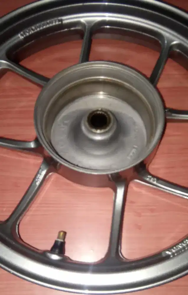 Velg motor beat f1 keluarga honda