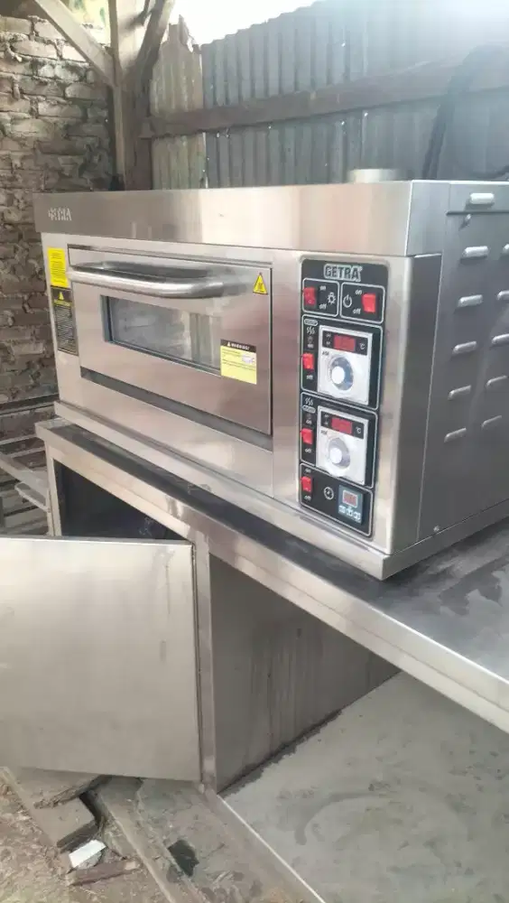 Oven deck merk getra 1 loyang