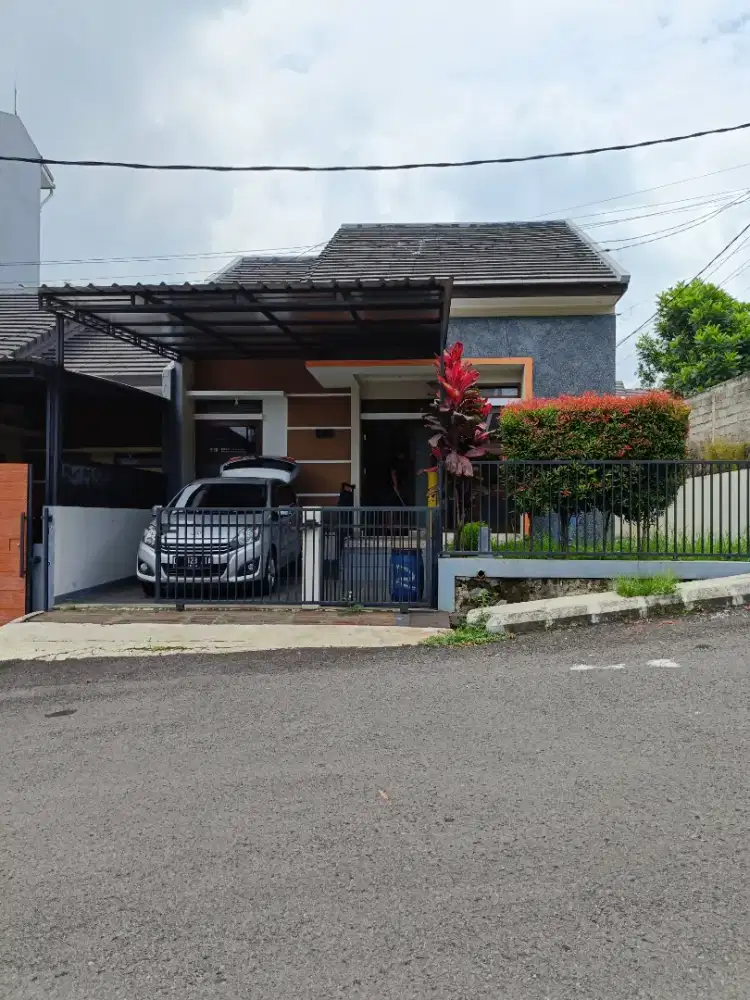 Di Sewakan / Kontrakan Rumah Tinggal di Komplek Giri Mekar Indah