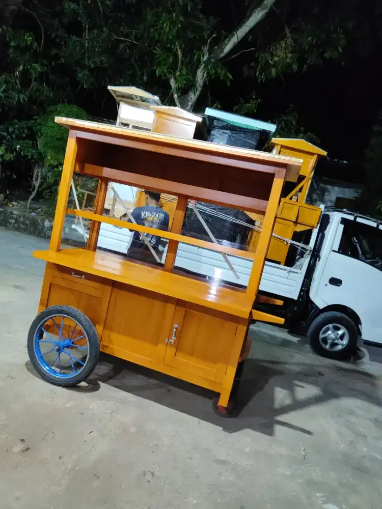Promo Gerobak Mie Ayam jg Melayani Pesanan Grobak Bakso Bubur Sate dlL