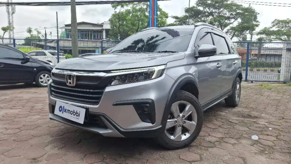 DP MURAH Honda BR-V 1.5 E Bensin-AT 2022 Abu CFKDB