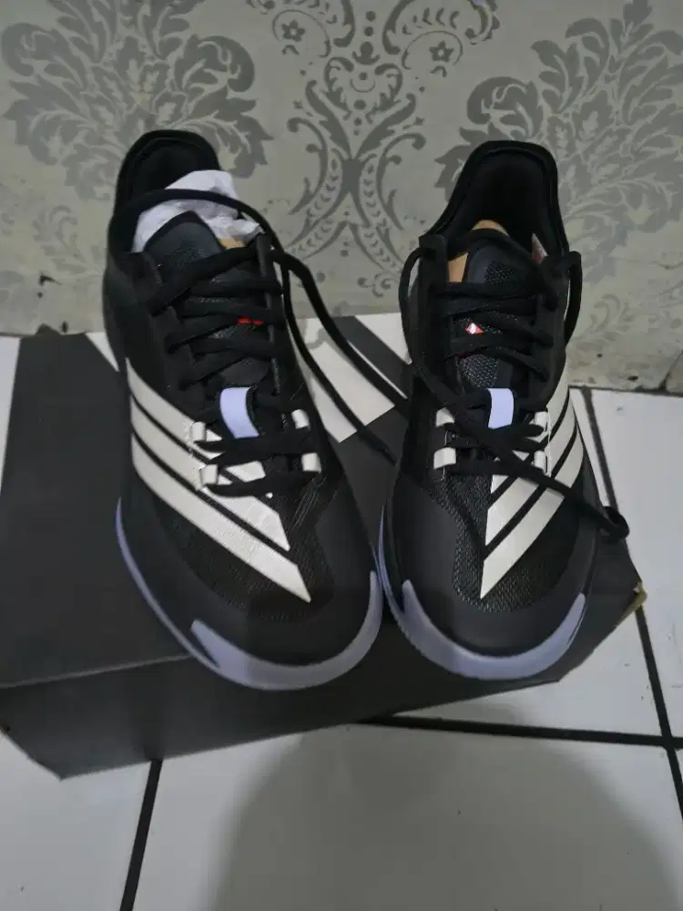 Sepatu Basket Basketball Adidas Adizero Select 3.0