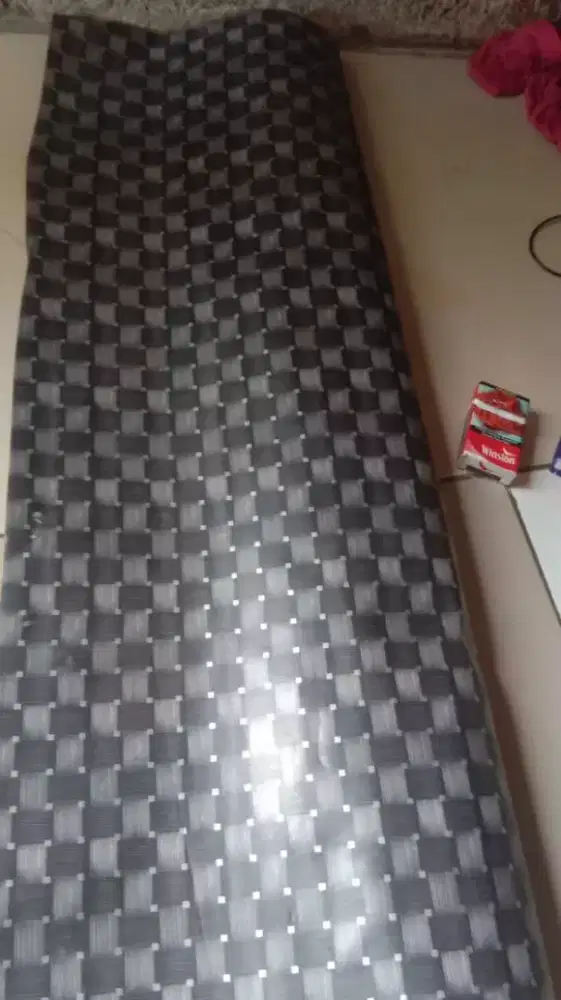 Karpet plastik 10m masih bagus