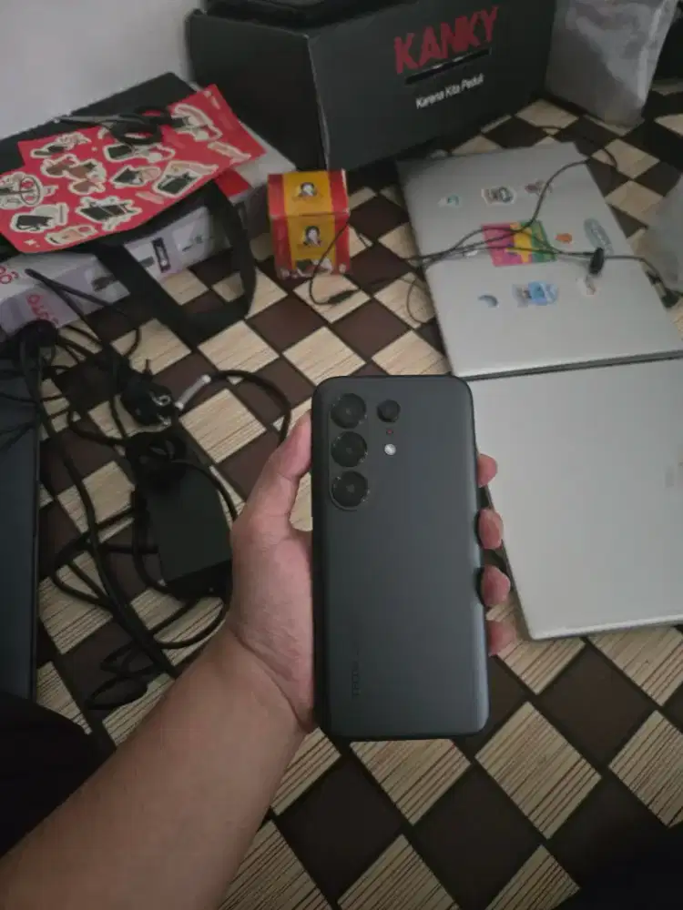 Tecno Camon 50 Pro 8/256 Fullset
