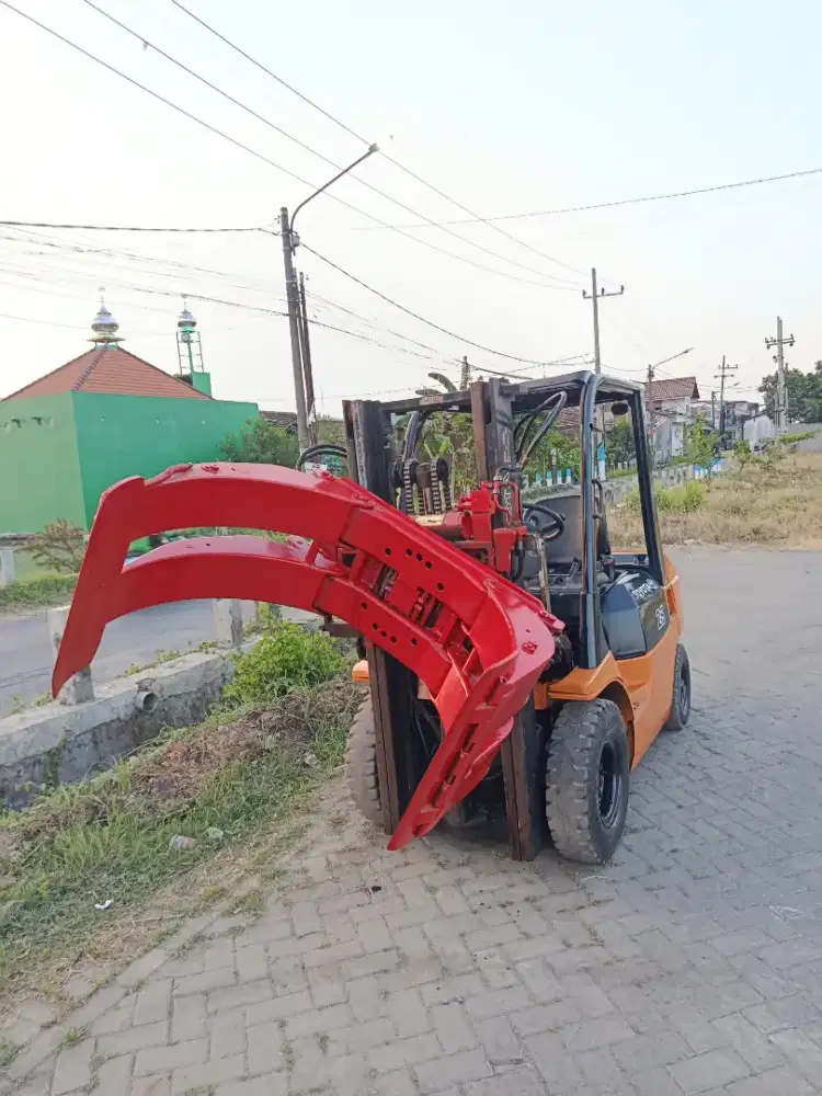 Forklift TOYOTA 2,5ton