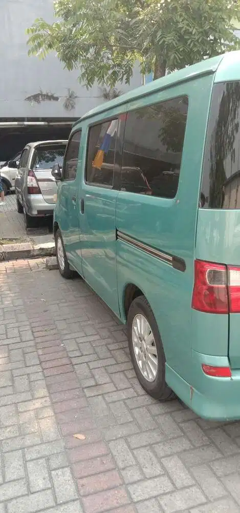 Daihatsu Luxio 2009 Bensin