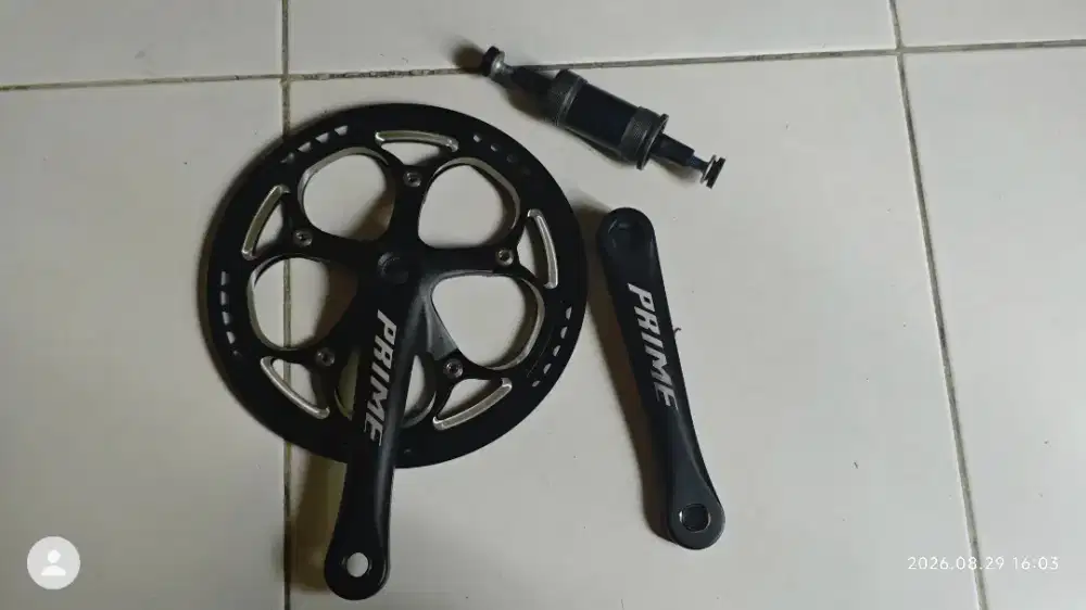 Crank 53T & BB kotak