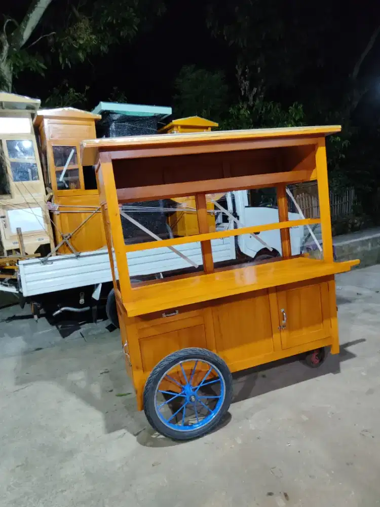 Promo Gerobak Mie Ayam jg Melayani Pesanan Grobak Bakso Bubur Sate dlL