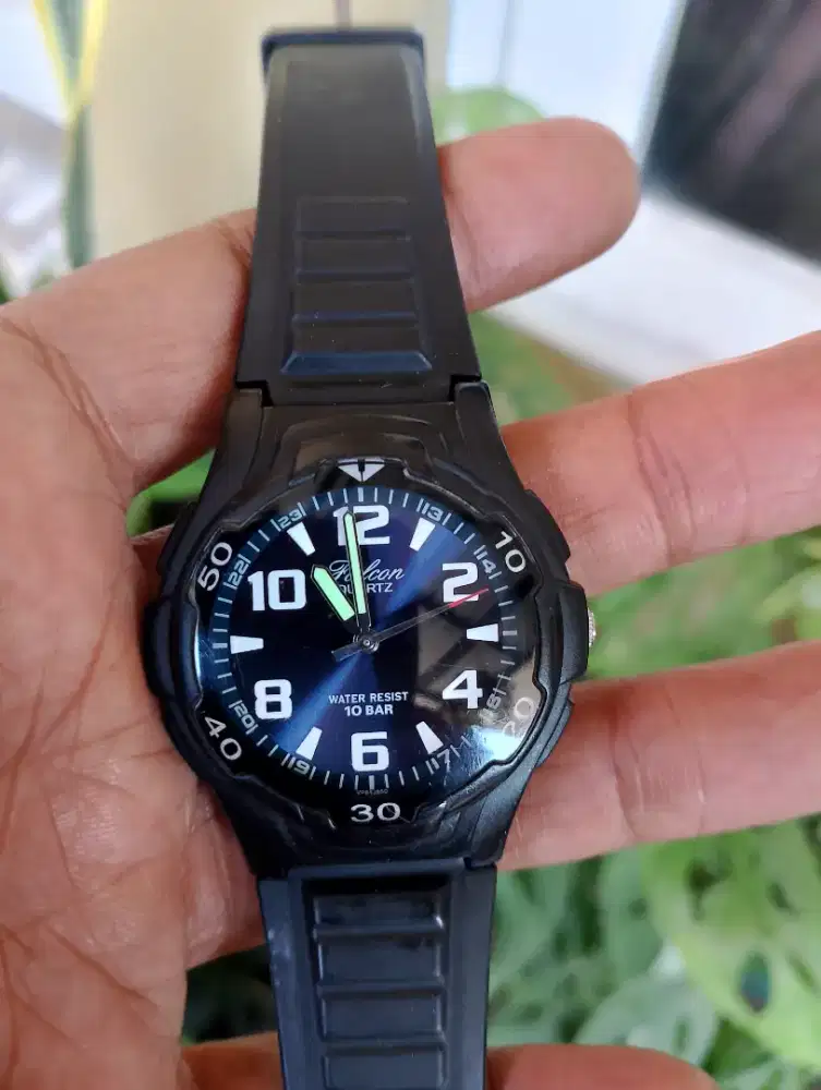 Jam tangan second