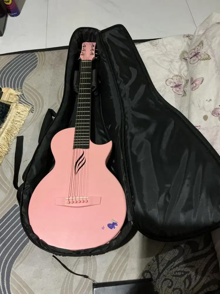 Enya guitar sp nova 1