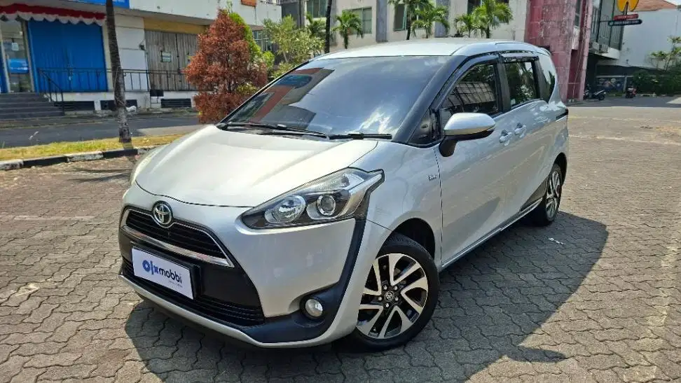 Garansi 1 Th - Toyota Sienta 1.5 V Bensin MT 2017 Silver