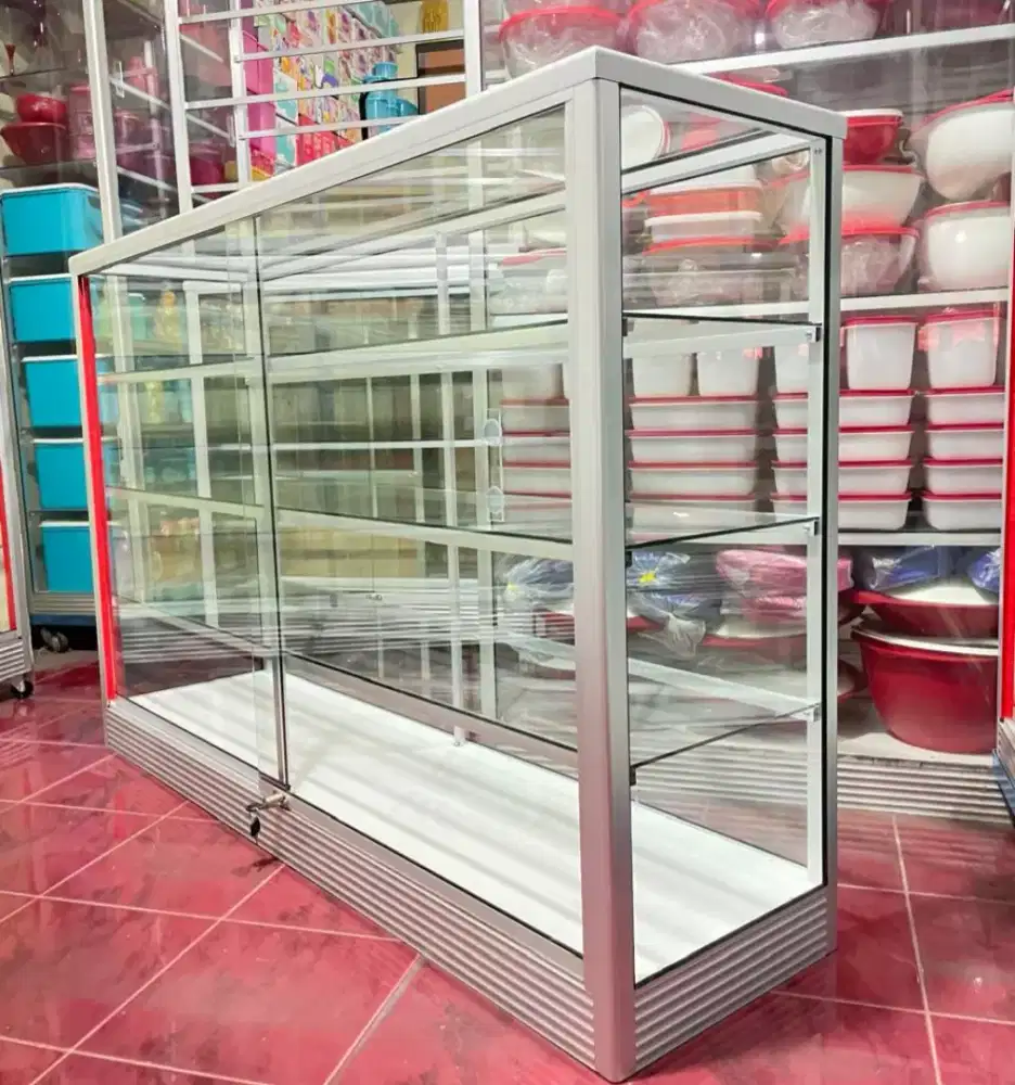 Etalase Toko  Panjang 1,5m x  1m