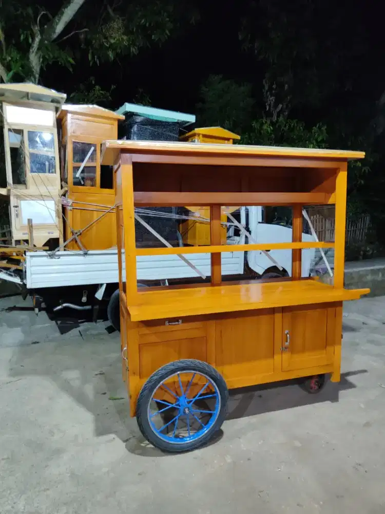 Promo Gerobak Mie Ayam jg Melayani Pesanan Grobak Bakso Bubur Sate dlL
