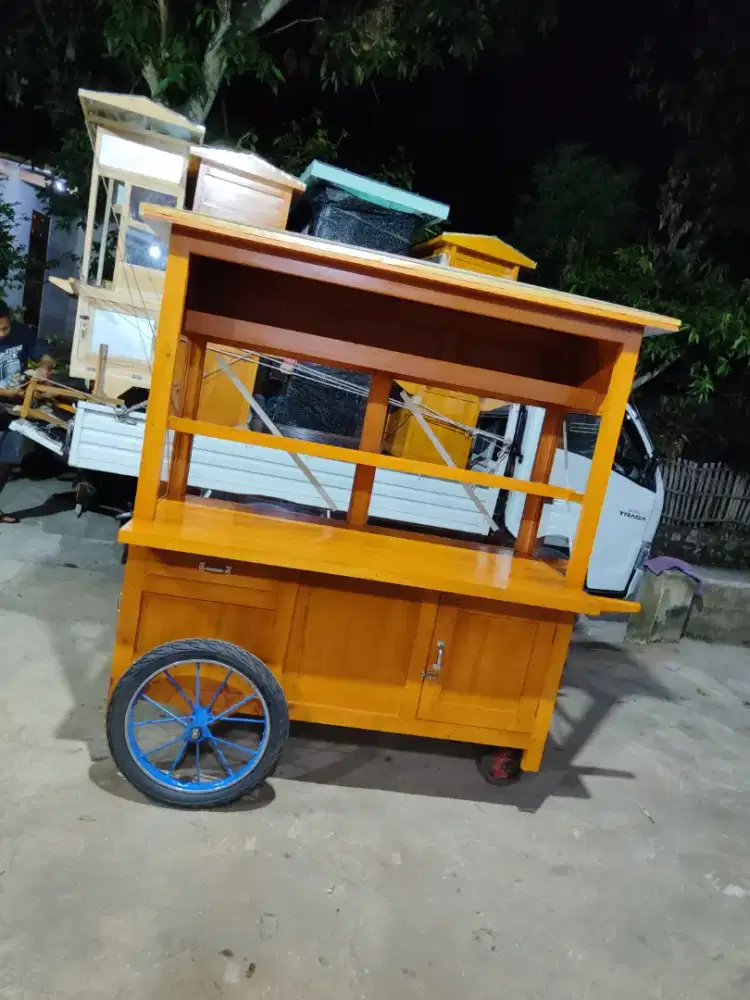Promo Gerobak Mie Ayam jg Melayani Pesanan Grobak Bakso Bubur Sate dlL