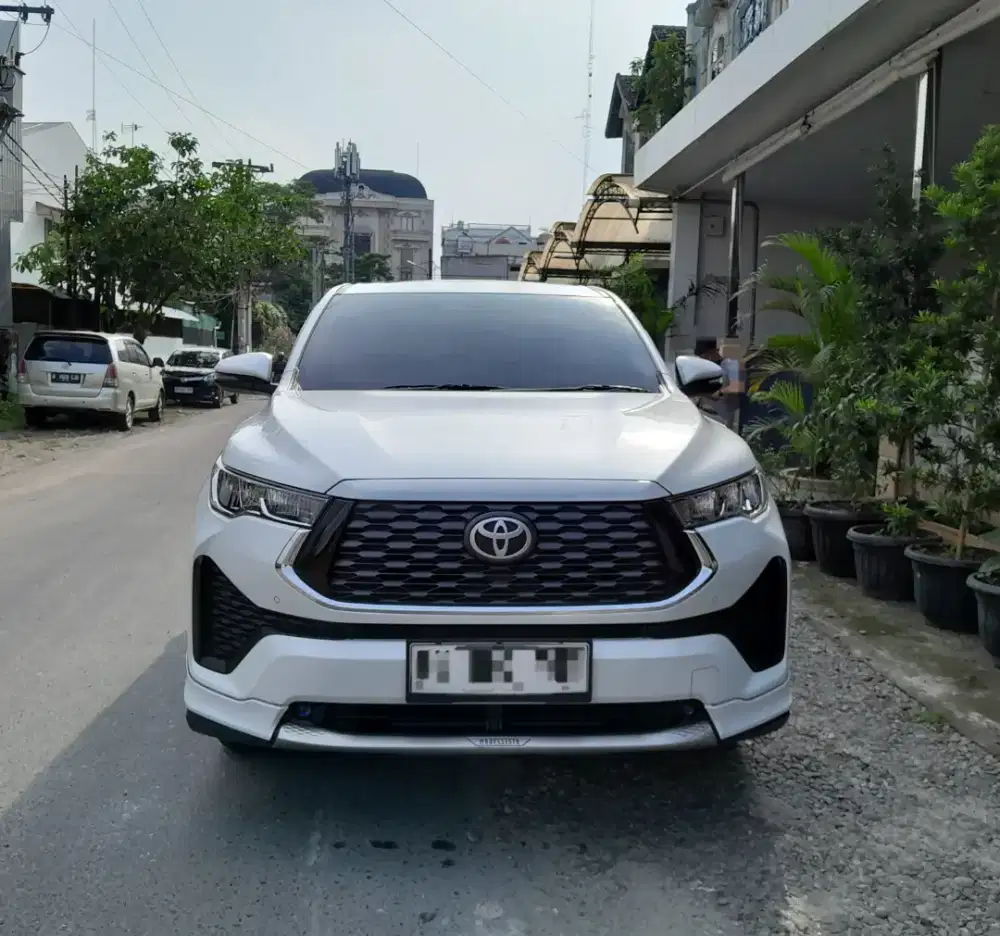 Zenix V Hybrid Modellista