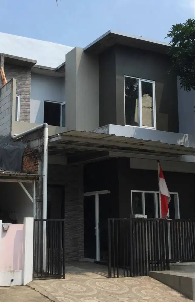 Di Jual Rumah Lantai Dua_SHM
