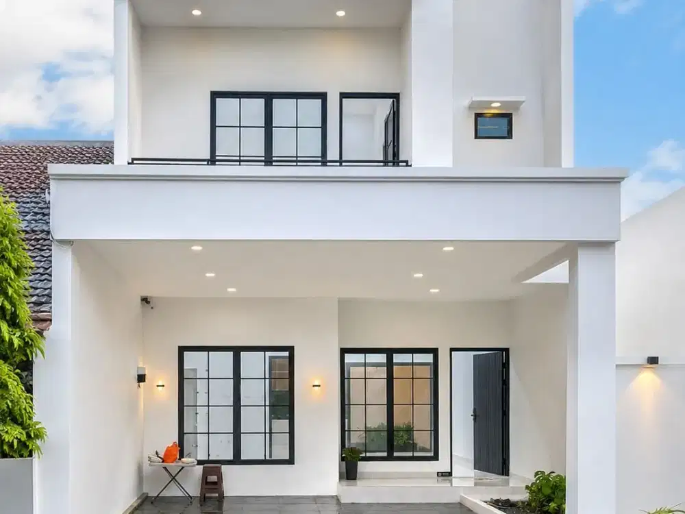 Rumah brand new modern tropis 2 lantai  lokasi strategis di graha raya