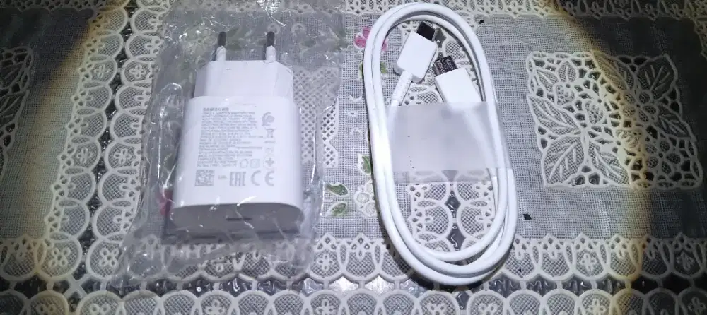 Charger Samsung Putih Original25 Watt TipeC Super Fast Charging Baru