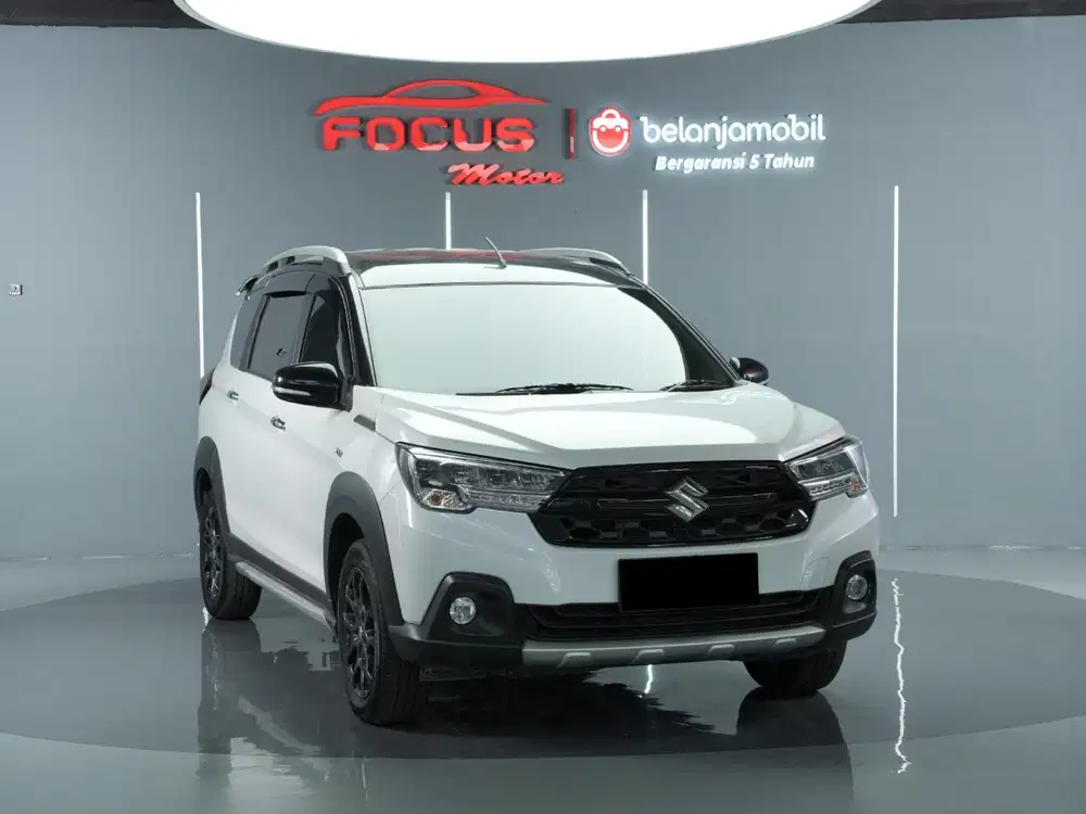 Km 7rb suzuki xl7 alpha hybrid two tone 2024 putih