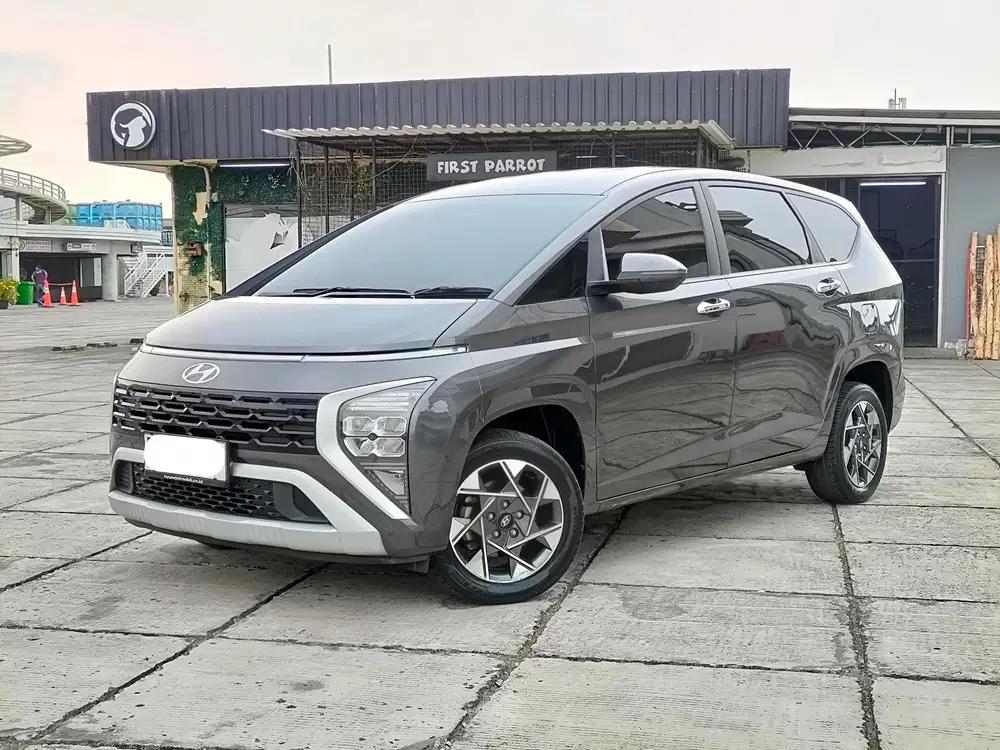 Hyundai Stargazer Prime 1.5 AT 2022 Abu