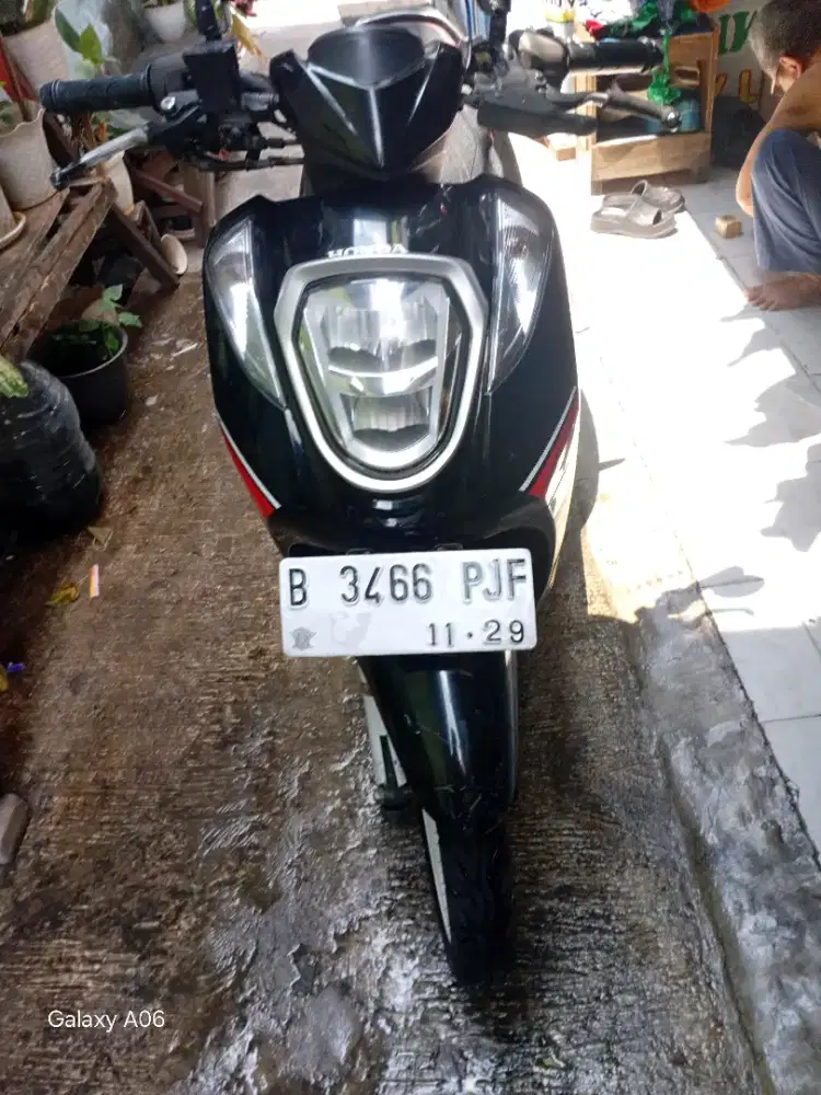 Di jual sepeda motor honda