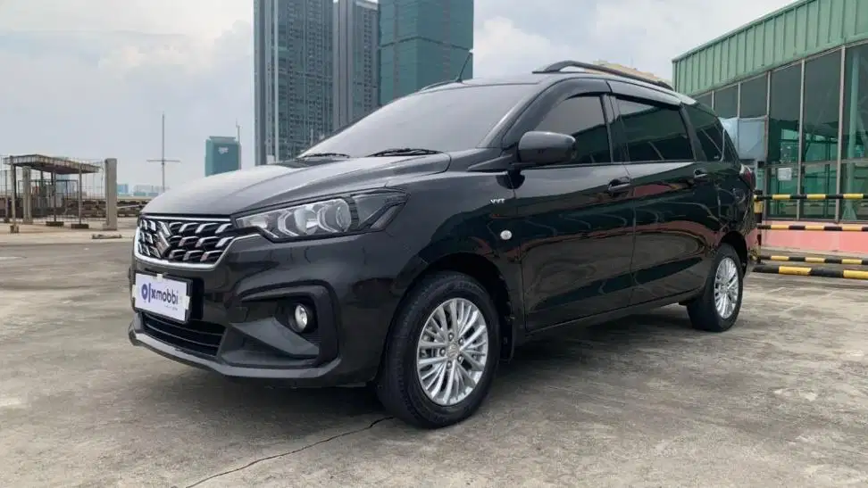 KM Rendah - Suzuki Ertiga 1.5 GL Bensin-AT 2022