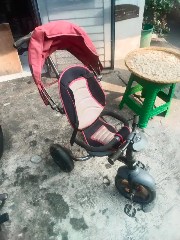 Sepeda roda tiga family elite