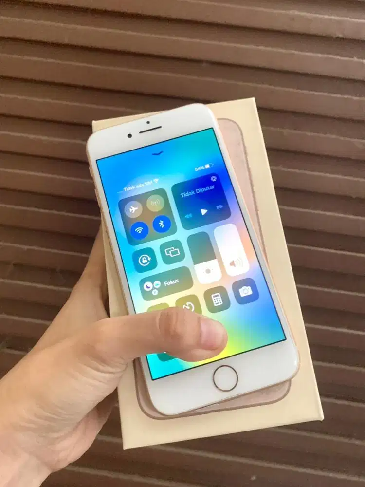 iphone 8 64gb rose gold wifi only fullset mulus nominus