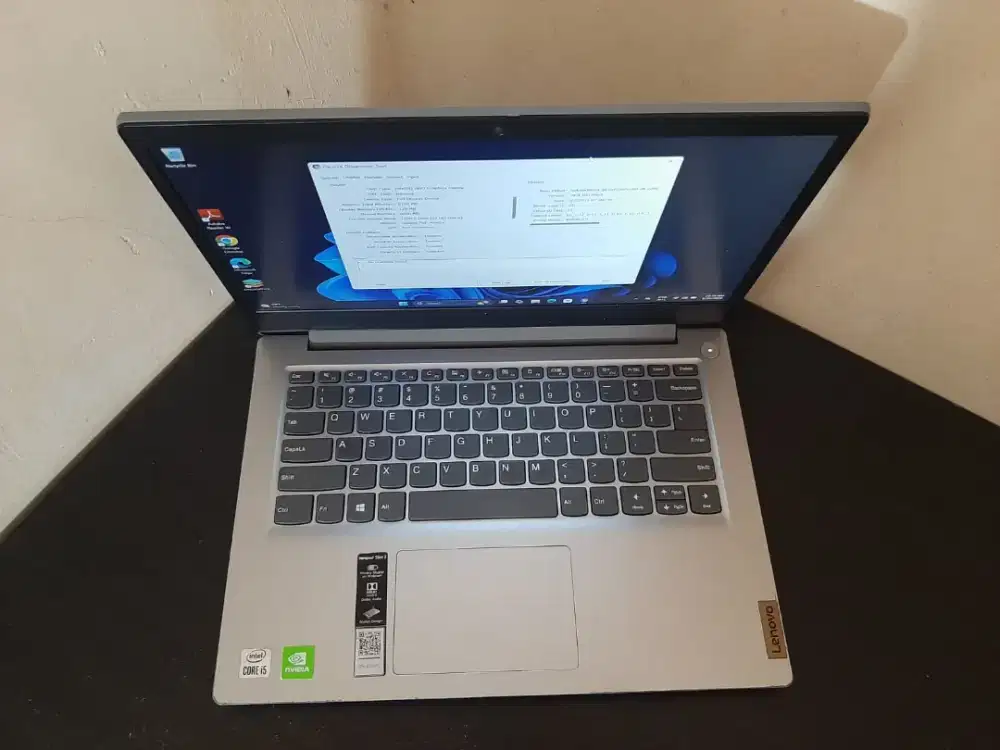 Laptop Lenovo Core i5 gen 10 dabel vga