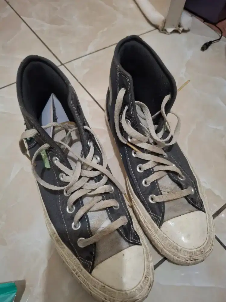 Sepatu Converse Pria