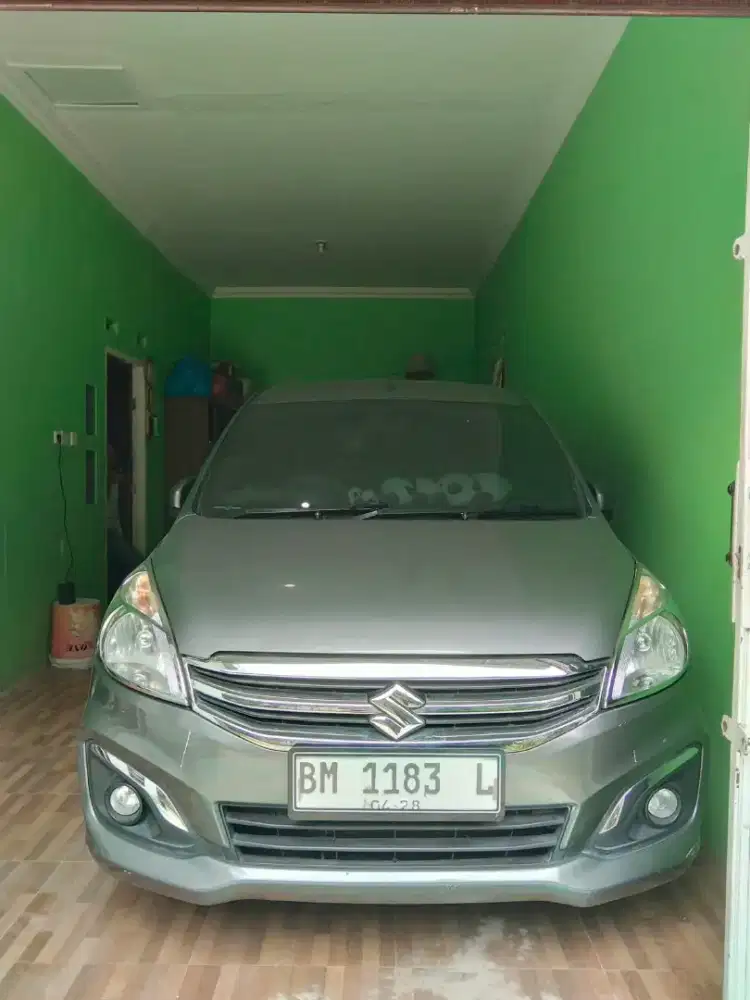 Ertiga 2017 istimewa terawat KM Low