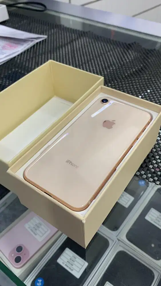 iphone 8 64gb rose gold wifionly bebas riset fullset mulus nominus