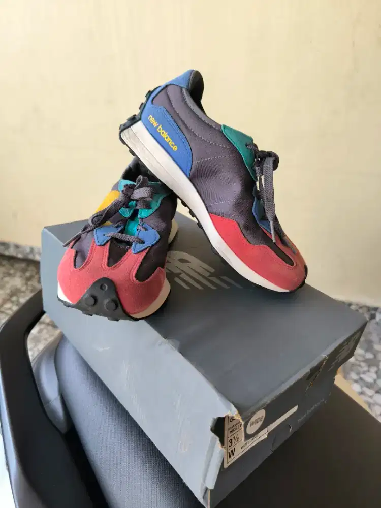 Sepatu new balance kids