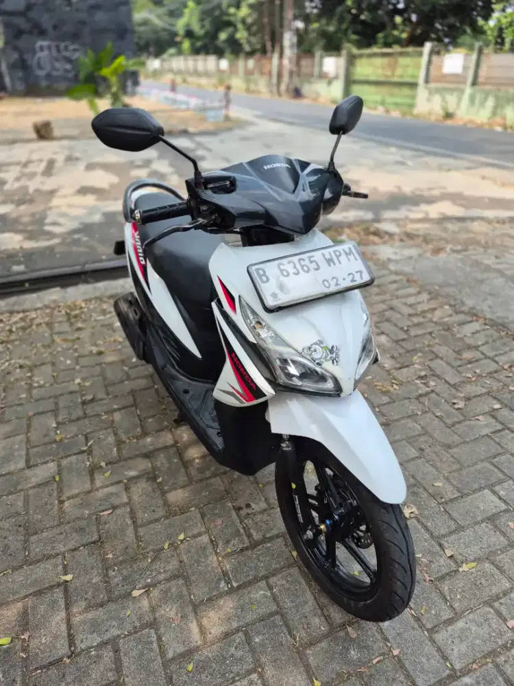 Dijual Honda Vario FI tahun 2017 surat lengkap pajak hidup panjang