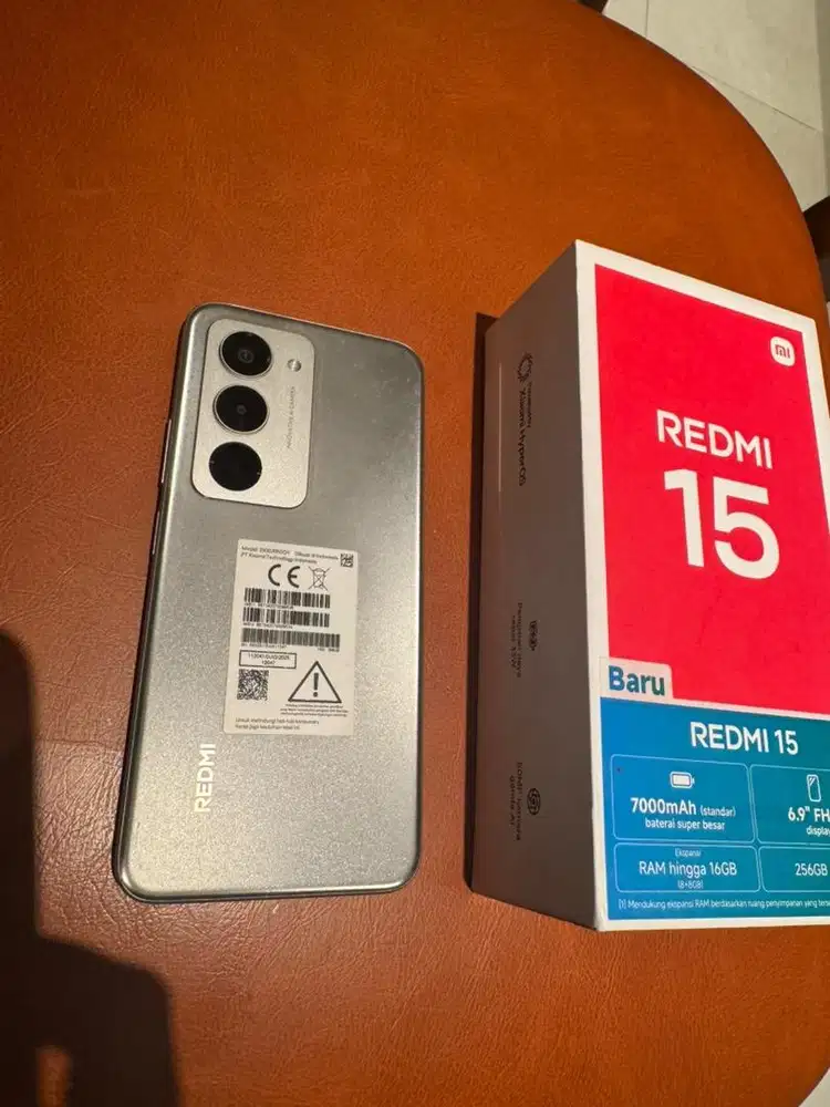 Redmi 15 8/256gb layar besar