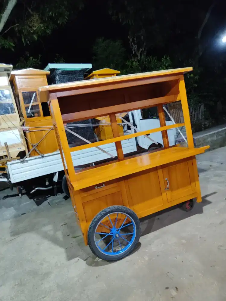 Promo Gerobak Mie Ayam jg Melayani Pesanan Grobak Bakso Bubur Sate dlL