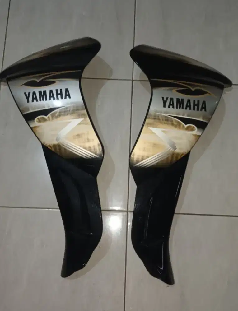 Jual dek depan yamaha jupiter burhan,hitam