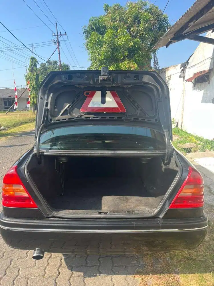 Mercedes-Benz C180 1995 Bensin