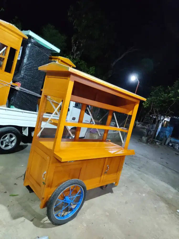 Promo Gerobak Mie Ayam jg Melayani Pesanan Grobak Bakso Bubur Sate dlL