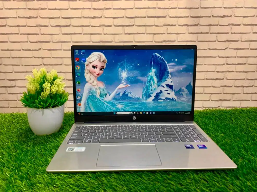 LAPTOP BEKAS HP 15-FD1555TU Intel Ultra 7 155H