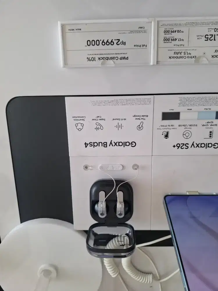 SAMSUNG GALAXY BUDS 4