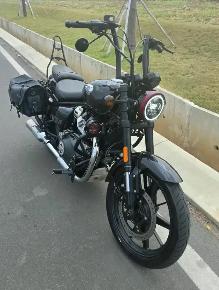 Royal Enfield Super Meteor 2025 FP