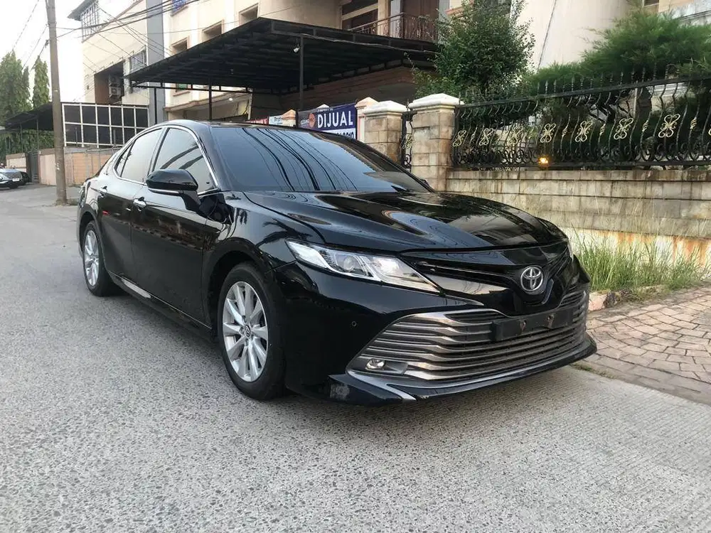 Toyota Camry V 2022