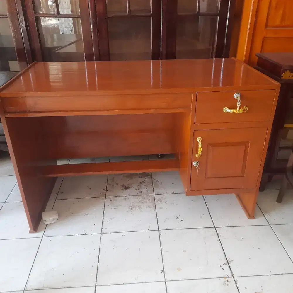 Meja tulis kayu jati lebar 120cm