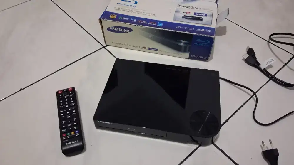 Blu-ray disc player Samsung F5100
