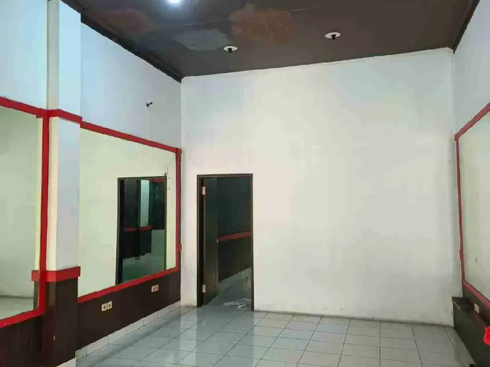 Dijual/ Disewakan  Murah Ruko 4 lantai Siap Huni Area  mangga Bessr